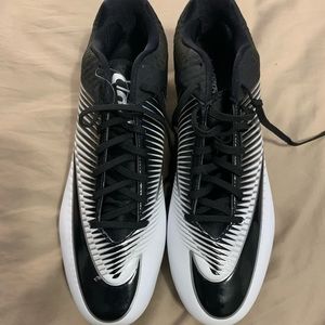 New Nike Air low top cleats size 16